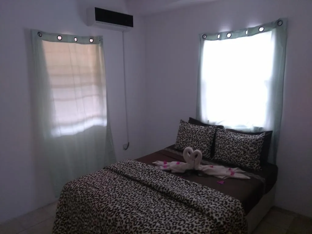 Caribbean Dream Vacation Property Cd1 Gros Islet Apartment